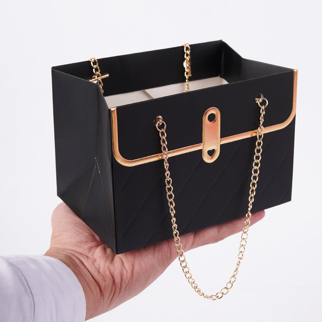 Quilted Flower Gift Boxes with Golden Chains 1 Pcs - Ardor