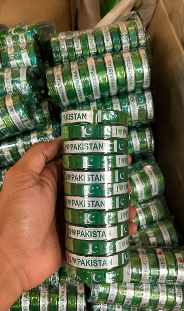 Pakistan Day Hand Badges
