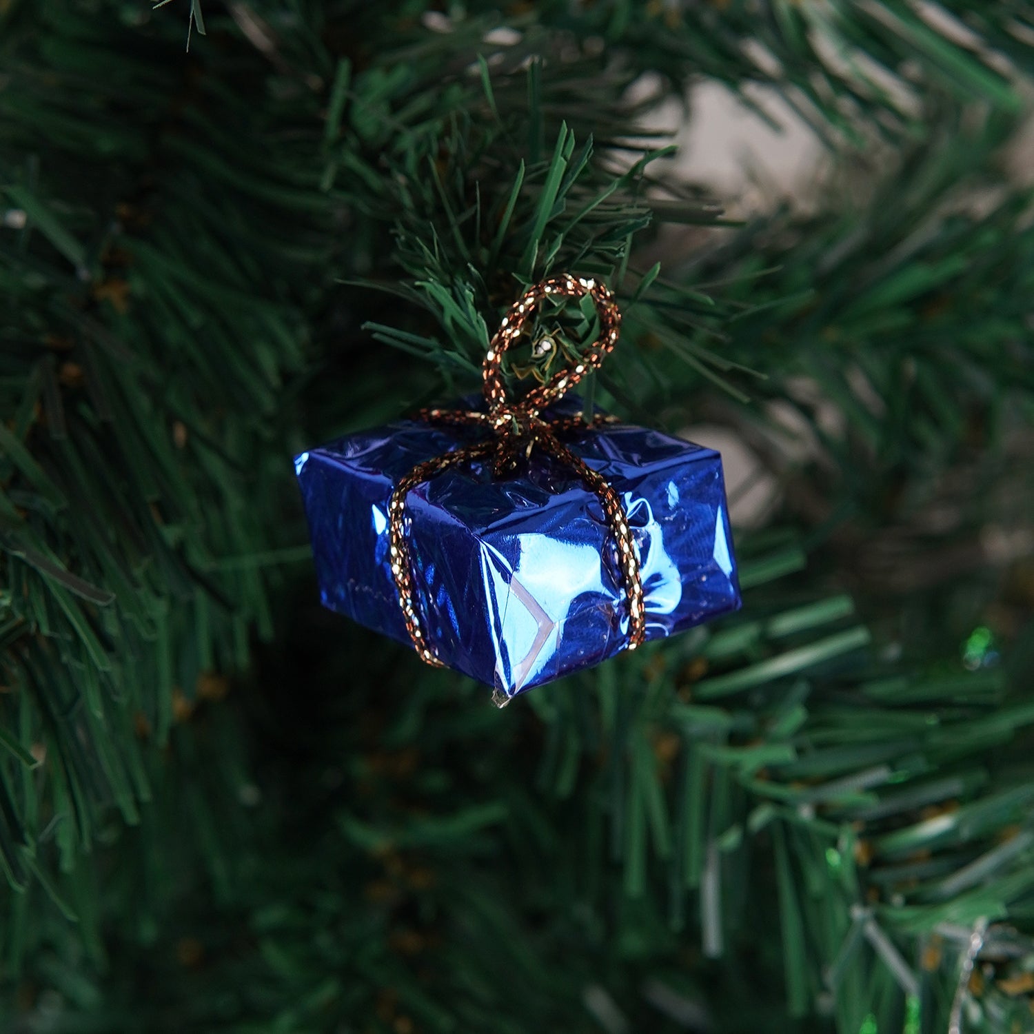 Artificial Fake Hanging Gift  12 Pcs For Christmas Party Decor